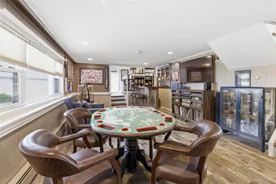 851 Elmwood Road, West Babylon, NY 11704 - Photo 12