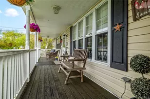 851 Elmwood Rd, West Babylon, NY 11704 - Photo 2