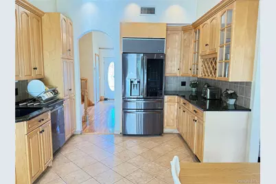 14 Millpond, Jericho, NY 11753 - Photo 8