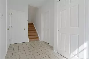 91 Meadow Ln, Nanuet, NY 10954 - Photo 6