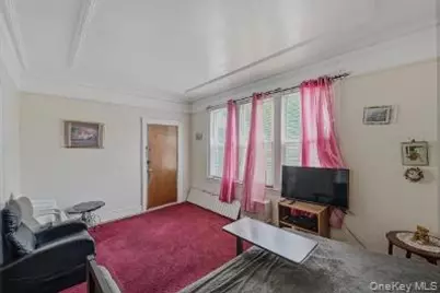 4527 Hill Avenue, Bronx, NY 10466 - Photo 8