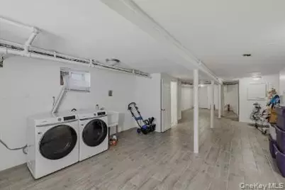 4527 Hill Avenue, Bronx, NY 10466 - Photo 34