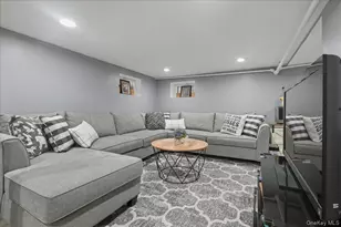 86-44 233rd St, Queens Village, NY 11427 - Photo 20