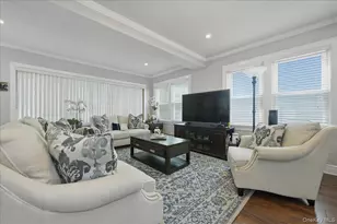 86-44 233rd St, Queens Village, NY 11427 - Photo 4