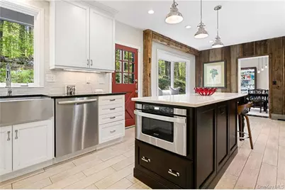 21 Beech Hill Lane, Pound Ridge, NY 10576 - Photo 8