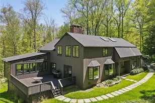 21 Beech Hill Ln, Pound Ridge, NY 10576 - Photo 2