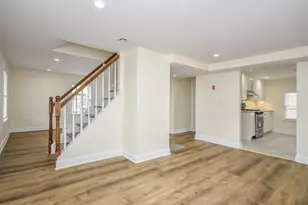 1667A Northern Blvd, Roslyn, NY 11576 - Photo 8