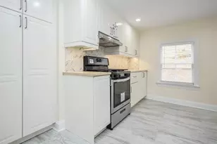 1667A Northern Blvd, Roslyn, NY 11576 - Photo 4