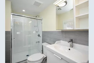 1667A Northern Boulevard #A, Roslyn, NY 11576 - Photo 14