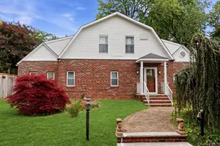 3-19 38th Rd, Douglaston, NY 11363 - Photo 4