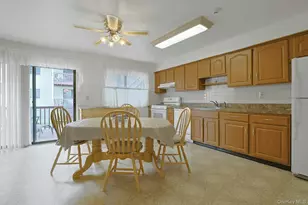 25 College Ave, Nanuet, NY 10954 - Photo 6