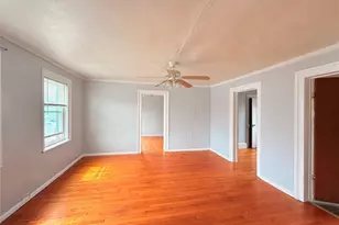 8 Roberts St, Middletown, NY 10940 - Photo 2