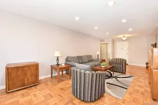 4 Birchwood Ct, Mineola, NY 11501 - Photo 4