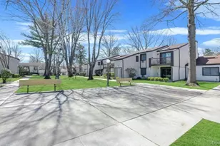 65 Richmond Blvd, Ronkonkoma, NY 11779 - Photo 4