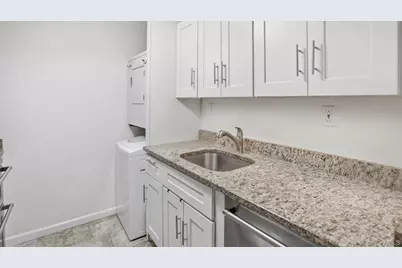 65 Richmond Boulevard #1B, Ronkonkoma, NY 11779 - Photo 12