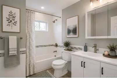 25 Whitetail Lane, Commack, NY 11725 - Photo 8