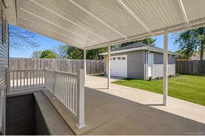 89 Parliament Place, North Babylon, NY 11703 - Photo 26