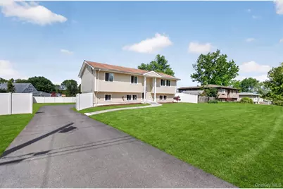 10 Tanglewood Drive, Goshen, NY 10924 - Photo 2