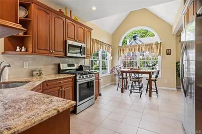 51 Eagle Circle, Bohemia, NY 11716 - Photo 16