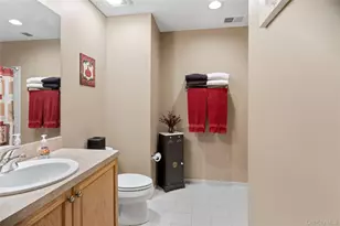 51 Eagle Cir, Bohemia, NY 11716 - Photo 34