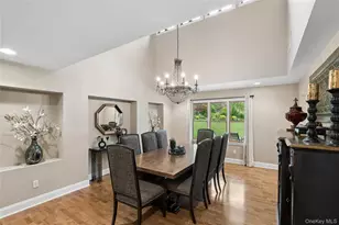 37 Pine Ridge Dr, Smithtown, NY 11787 - Photo 14
