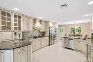 37 Pine Ridge Dr, Smithtown, NY 11787 - Photo 24
