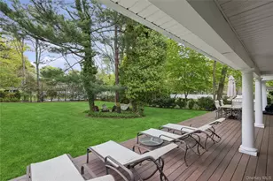 37 Pine Ridge Dr, Smithtown, NY 11787 - Photo 8