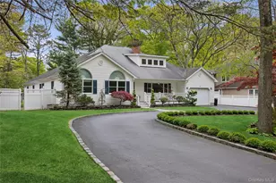 37 Pine Ridge Dr, Smithtown, NY 11787 - Photo 2