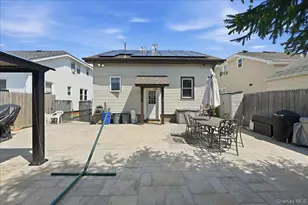 8 Foster Pl, Hempstead, NY 11550 - Photo 20