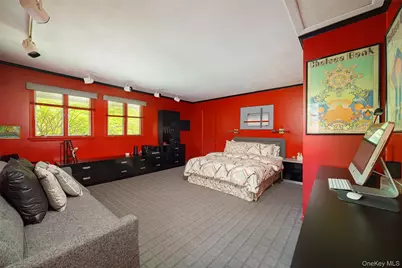 42 Yates Boulevard, Poughkeepsie, NY 12601 - Photo 22