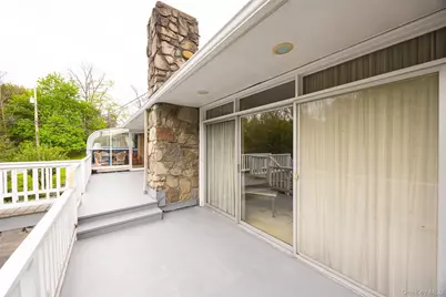42 Yates Boulevard, Poughkeepsie, NY 12601 - Photo 16