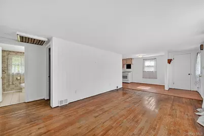 11 Bradley Lane, Walden, NY 12586 - Photo 8