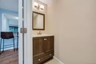 1391 N Windsor Ave, Bay Shore, NY 11706 - Photo 24