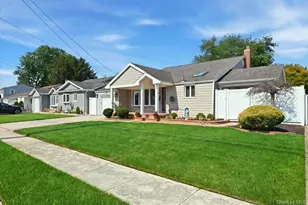 220 Eastlake Ave, Massapequa Park, NY 11762 - Photo 2