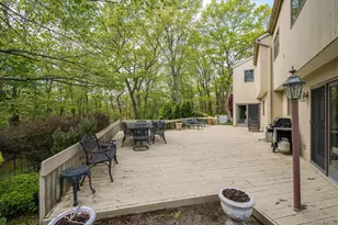 38 Tamara Ct, Melville, NY 11747 - Photo 24
