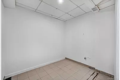 230-02 S Conduit Avenue, Springfield Gardens, NY 11413 - Photo 10