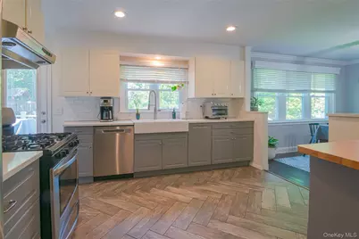 36 Beverly Road, New Rochelle, NY 10804 - Photo 10