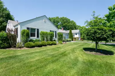 36 Beverly Road, New Rochelle, NY 10804 - Photo 22