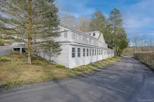 9 Solway Rd, Saugerties, NY 12477 - Photo 2