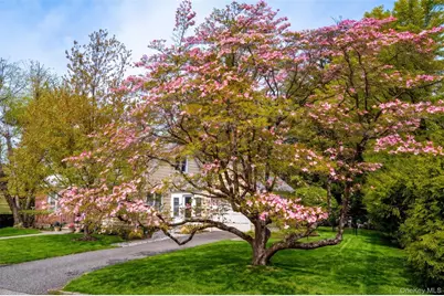 4 Grove Street, Dobbs Ferry, NY 10522 - Photo 2