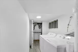 276 Revere Ave, Bronx, NY 10465 - Photo 24
