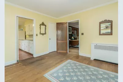 87 Robinson Avenue, Glen Cove, NY 11542 - Photo 4