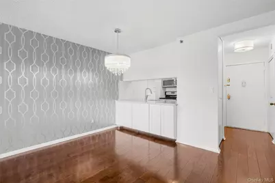 25 Rockledge Avenue #614E, White Plains, NY 10601 - Photo 10