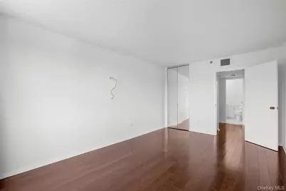 25 Rockledge Avenue #614E, White Plains, NY 10601 - Photo 24