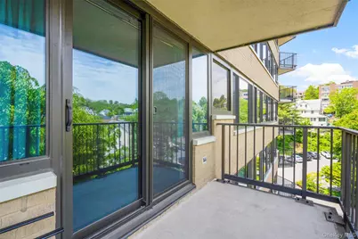 25 Rockledge Avenue #614E, White Plains, NY 10601 - Photo 16