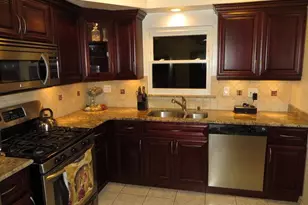 166-12 Union Tpke, Fresh Meadows, NY 11366 - Photo 2