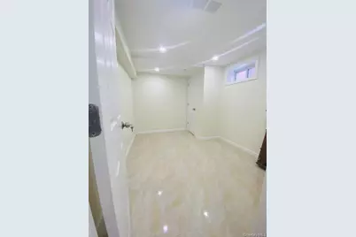 166-12 Union Turnpike, Fresh Meadows, NY 11366 - Photo 8