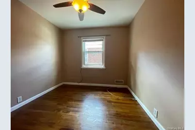 166-12 Union Turnpike, Fresh Meadows, NY 11366 - Photo 16
