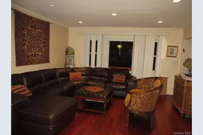 166-12 Union Turnpike, Fresh Meadows, NY 11366 - Photo 4