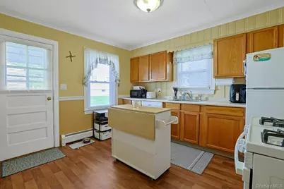 65-69 N Grant Avenue, Congers, NY 10920 - Photo 24
